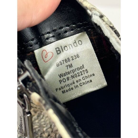 Blondo Ankle Booties Size 7 Snakeskin Embossed Leather Waterproof Block Heel NEW - Picture 9 of 10